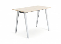 B-free tables from Steelcase